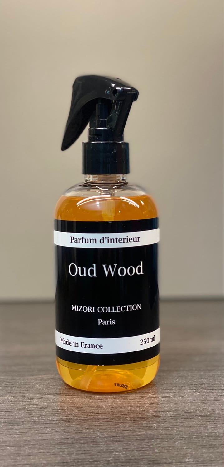 Oud Wood Mizori collection parfum spray